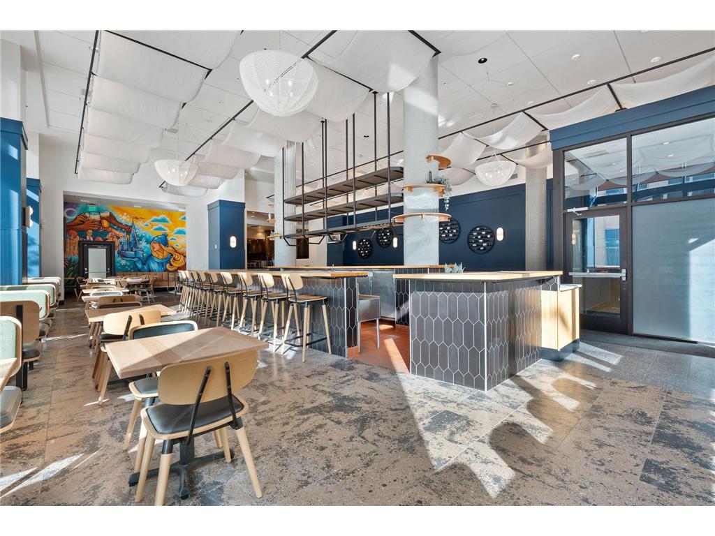 360 Saint Peter Street #4 Saint Paul MN 55102 6750777 image4