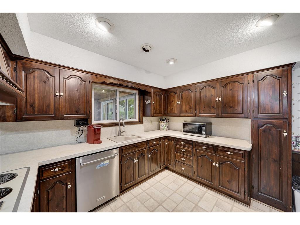 360 Sophia Avenue Hamburg MN 55339 7083300 image12