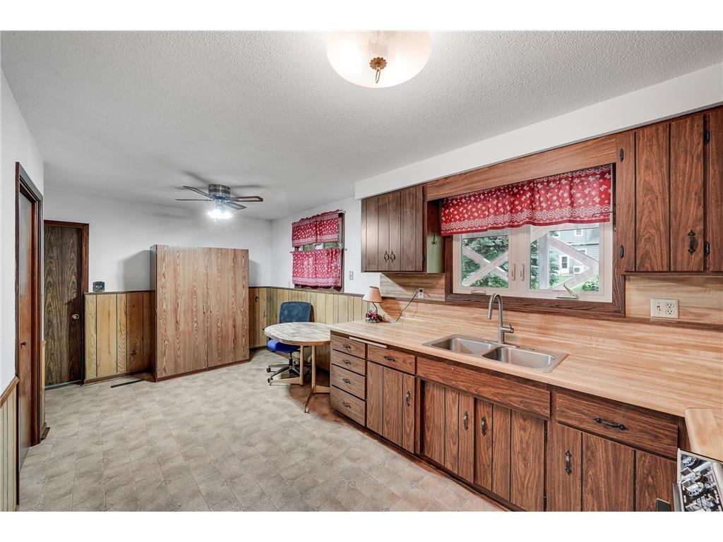 360 Sophia Avenue Hamburg MN 55339 7083300 image30