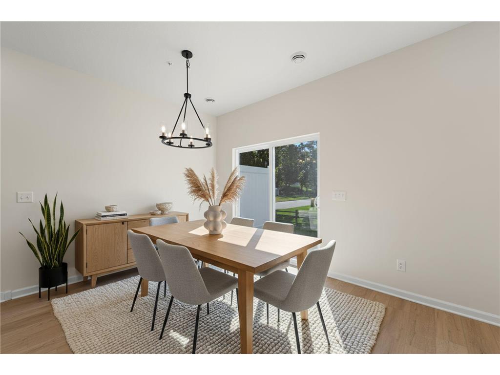 360 Trenton Lane West Saint Paul MN 55118 7024608 image2