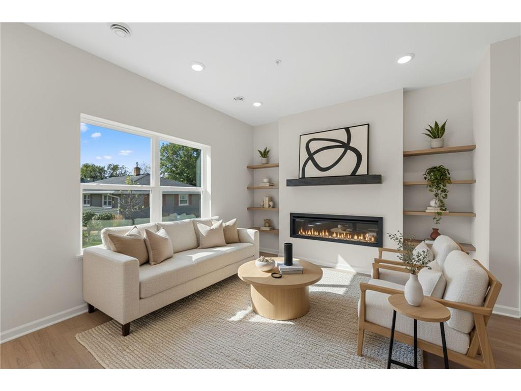 360 Trenton Lane West Saint Paul MN 55118 7024608 image3