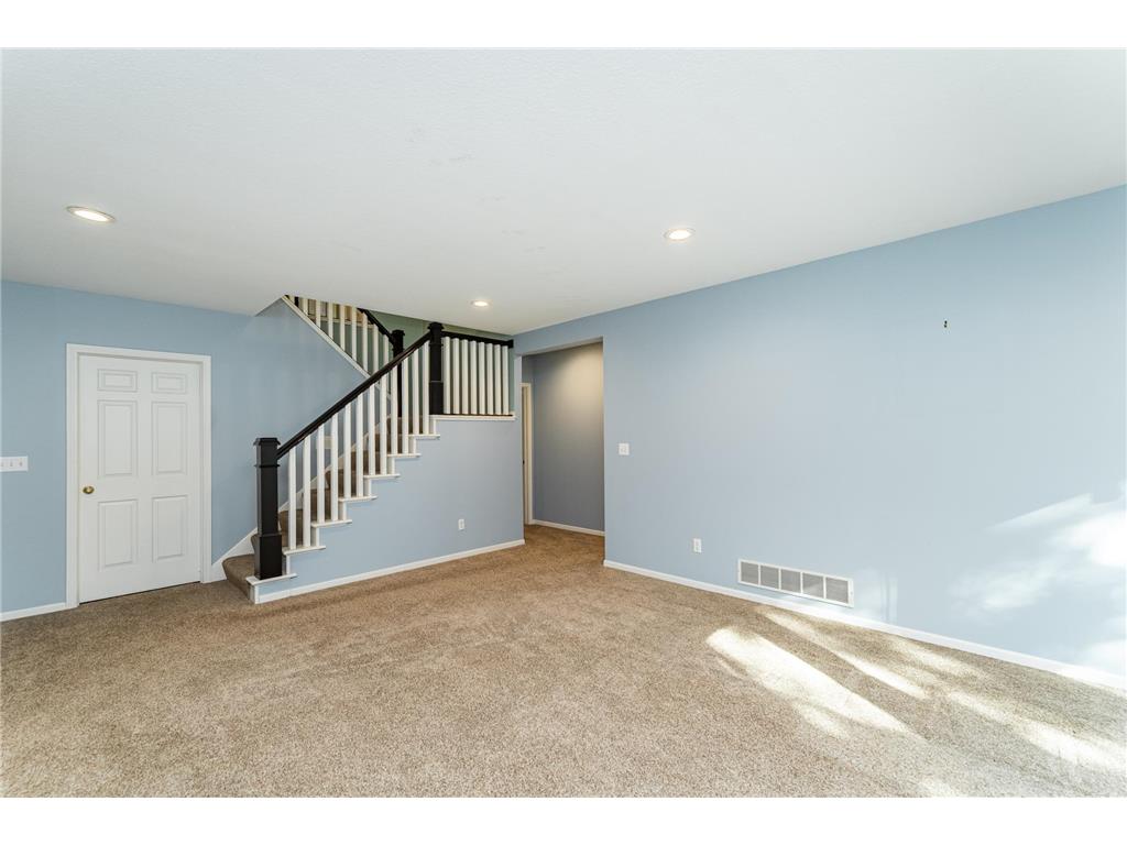 360 Wimbledon Hills Drive SW Rochester MN 55902 6795574 image25