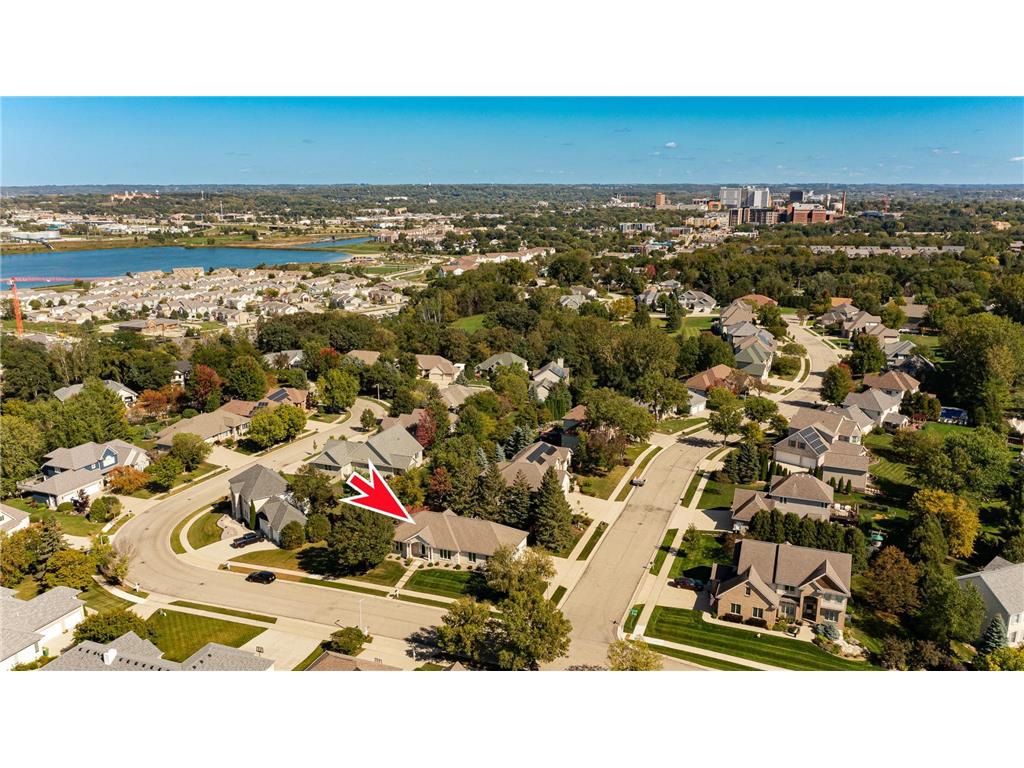 360 Wimbledon Hills Drive SW Rochester MN 55902 6795574 image5