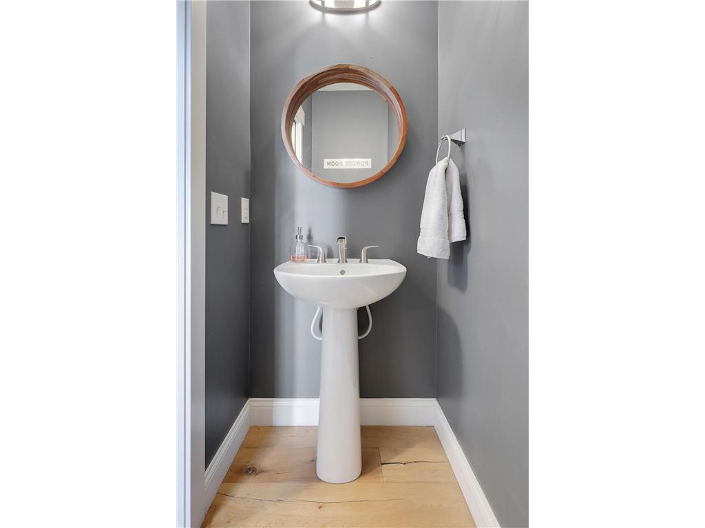 3600 10th Avenue S Minneapolis MN 55407 7041471 image14