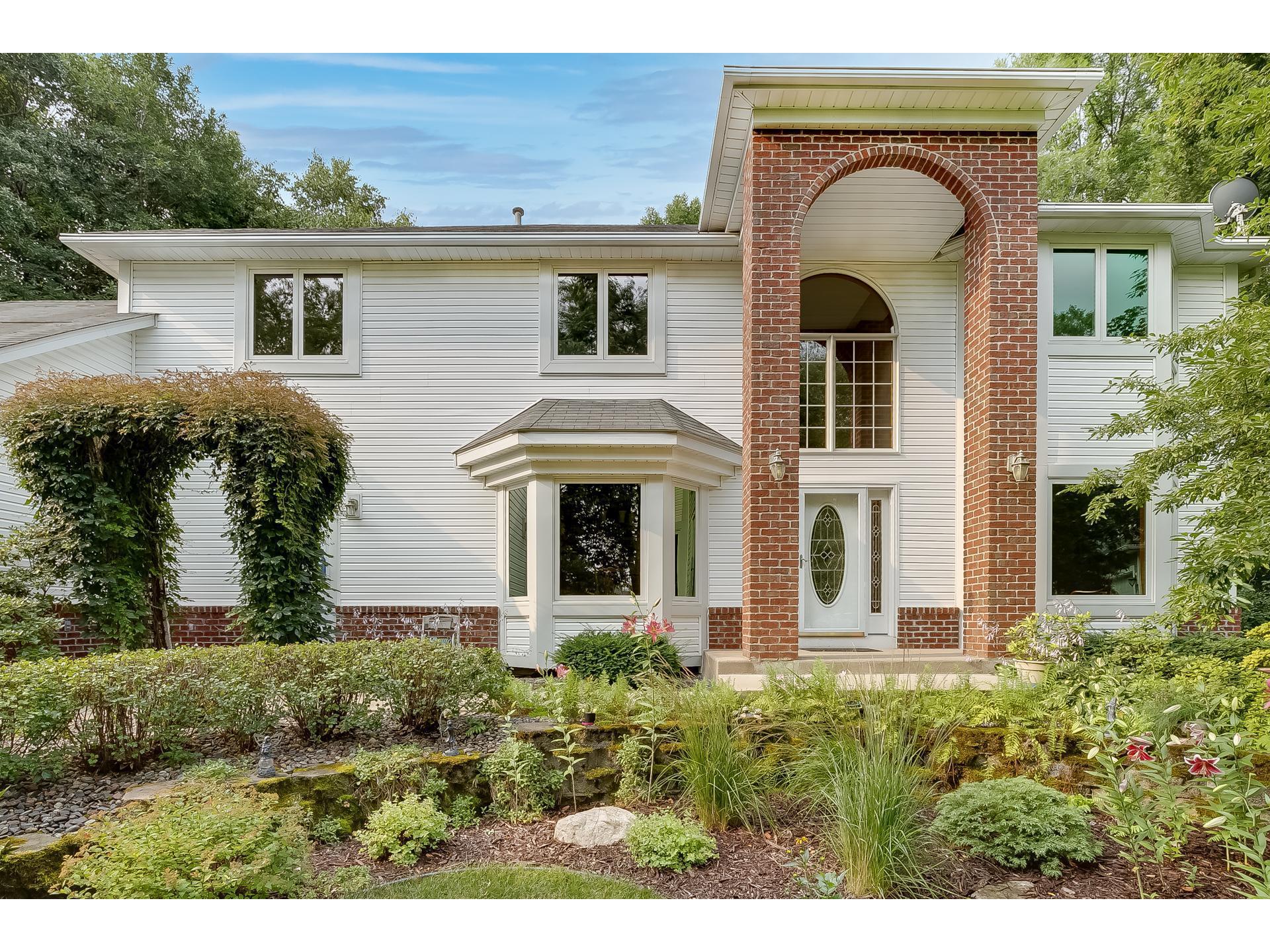 3600 Alvarado Lane N, Plymouth, MN 55446 MLS 6014595 Edina Realty