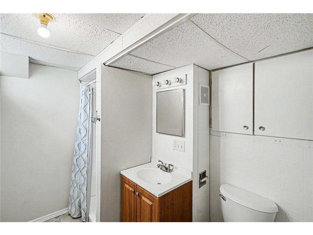3600 Noble Avenue N Robbinsdale MN 55422 7077214 image18