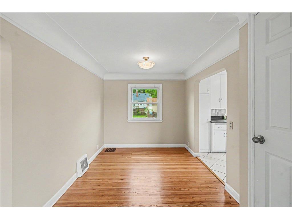 3600 Noble Avenue N Robbinsdale MN 55422 7077214 image9