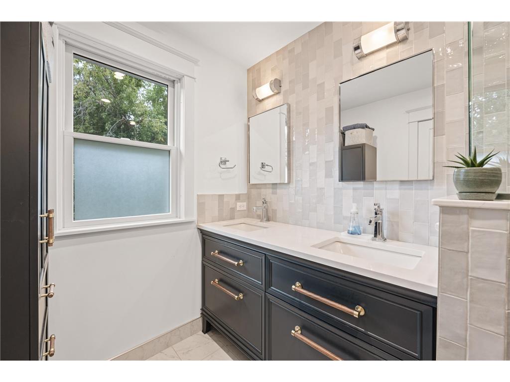 3600 W 55th Street Edina MN 55410 6814558 image42