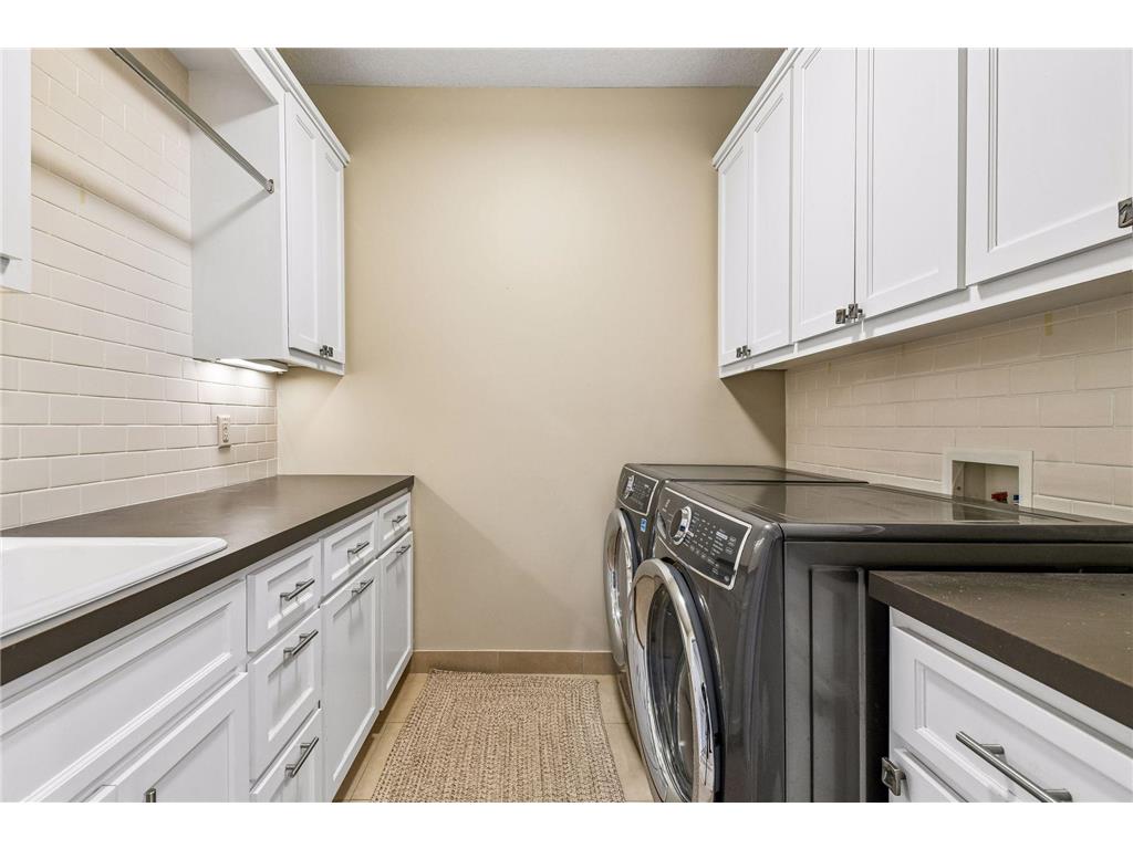 3601 Lerive Way Chaska MN 55318 - Bavaria 7069159 image44