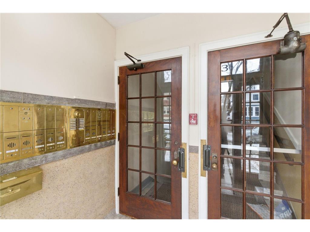 3603 Aldrich Avenue S #200 Minneapolis MN 55409 6823032 image22