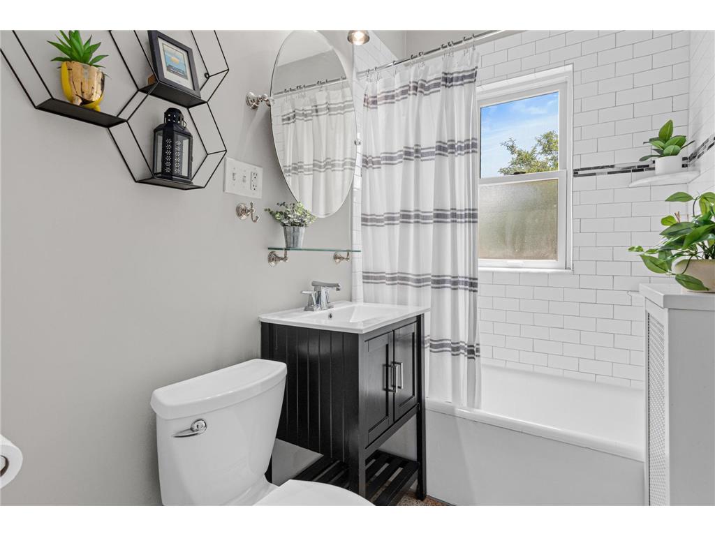 3603 Aldrich Avenue S #302 Minneapolis MN 55409 7103131 image23