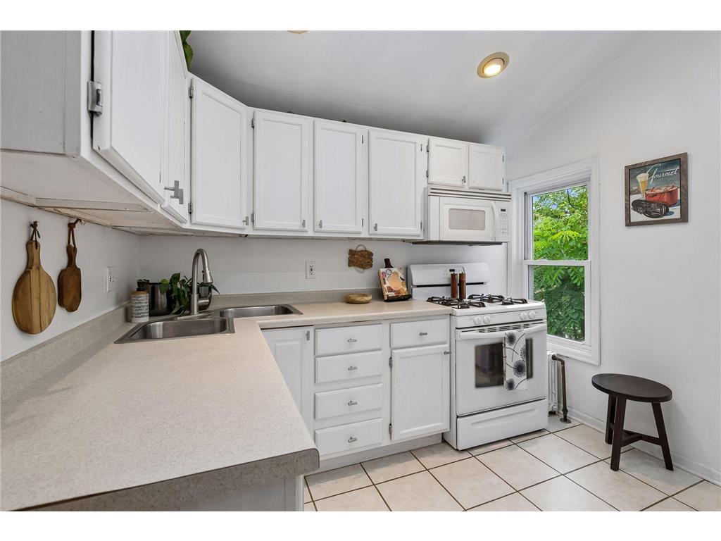 3605 Grand Avenue S Minneapolis MN 55409 7089164 image21