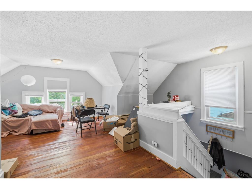 3605 S 3rd Avenue Minneapolis MN 55409 7074993 image16