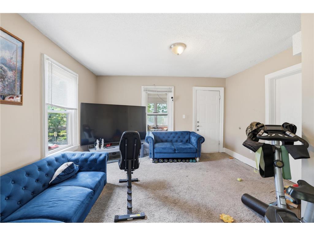3605 S 3rd Avenue Minneapolis MN 55409 7074993 image9