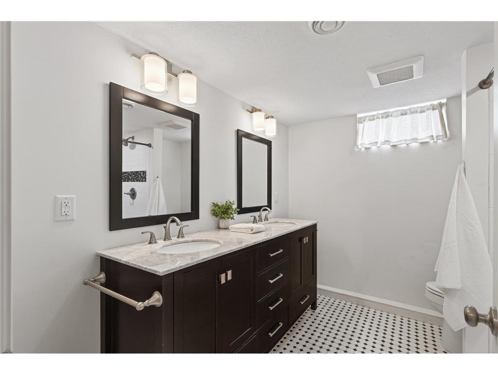 3606 Beard Avenue N Robbinsdale MN 55422 7053948 image22