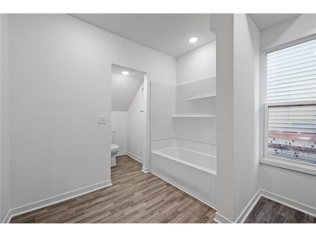 3606 Bryant Avenue N Minneapolis MN 55412 7053706 image11