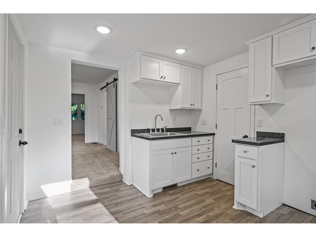 3606 Bryant Avenue N Minneapolis MN 55412 7053706 image8