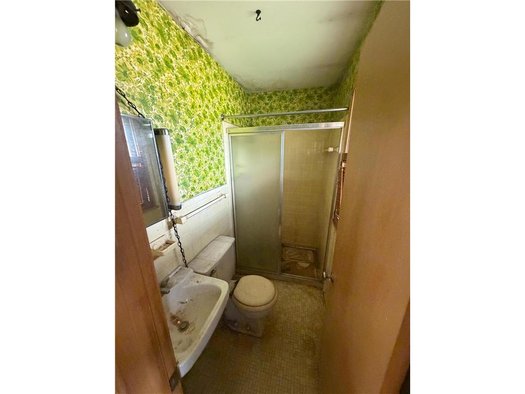 3607 Lake Drive Avenue N Robbinsdale MN 55422 7103321 image11