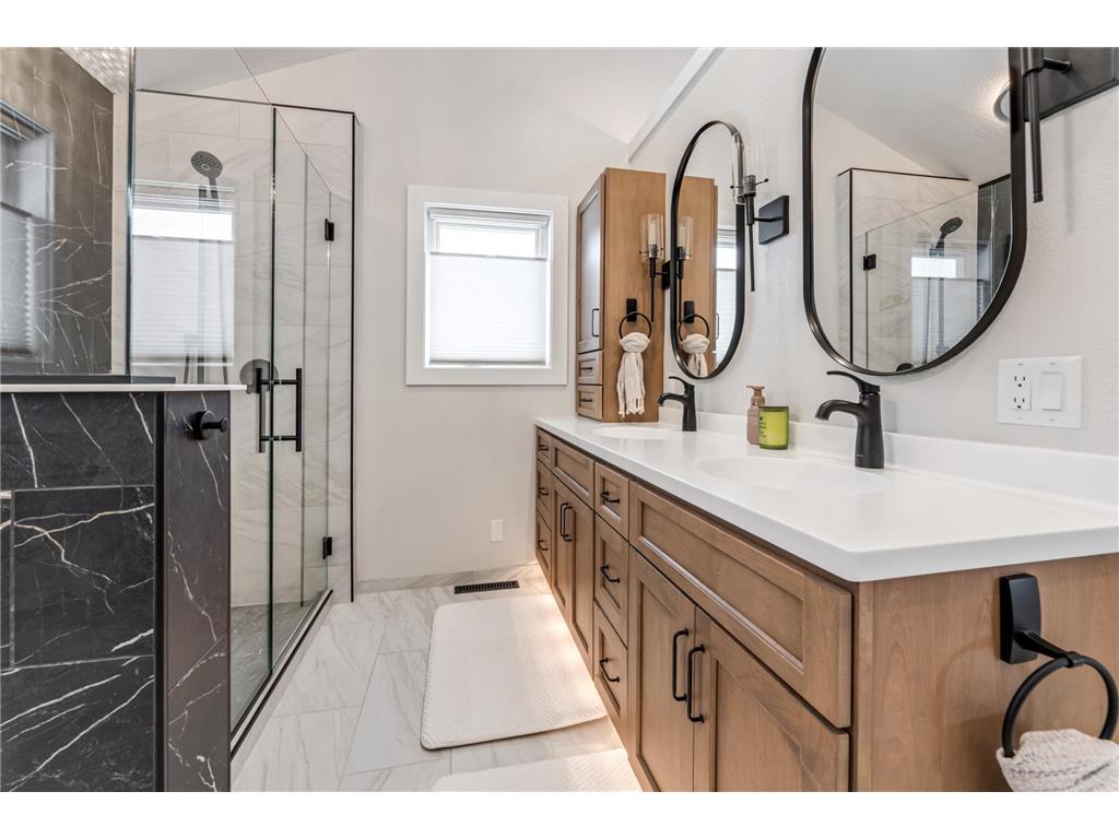 36074 Old Homer Road Homer Twp MN 55987 7065735 image16