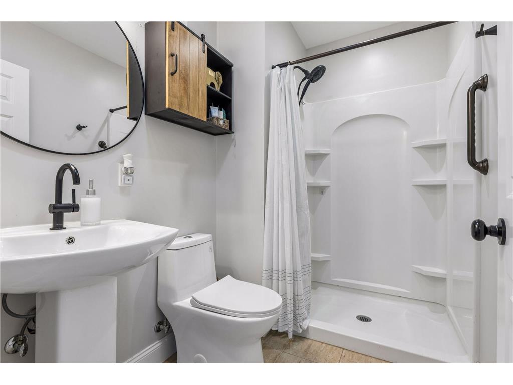 3608 E 50th Street Minneapolis MN 55417 7075712 image10