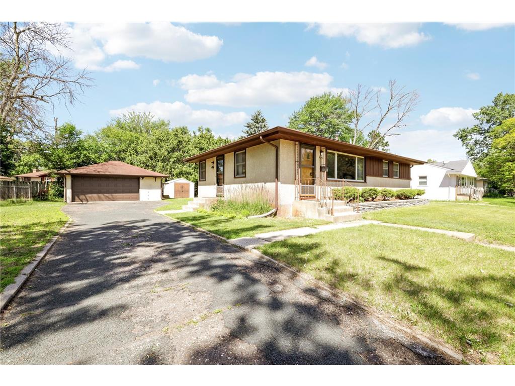 3609 Violet Avenue N Brooklyn Center MN 55429 7098216 image1