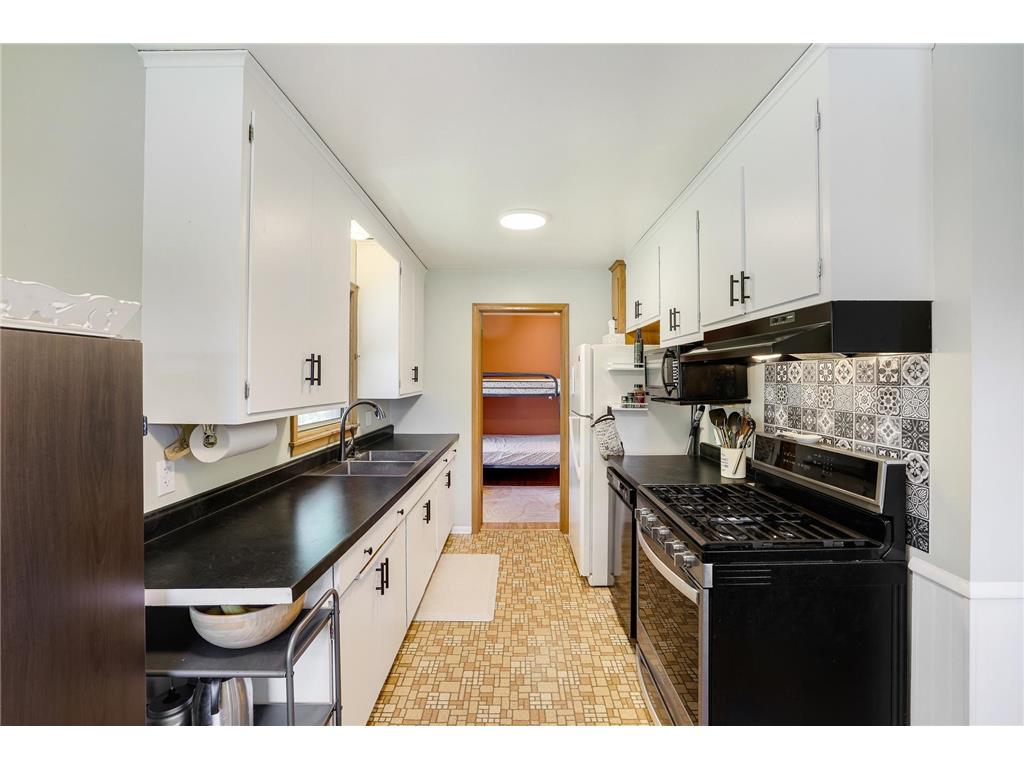 3609 Violet Avenue N Brooklyn Center MN 55429 7098216 image10