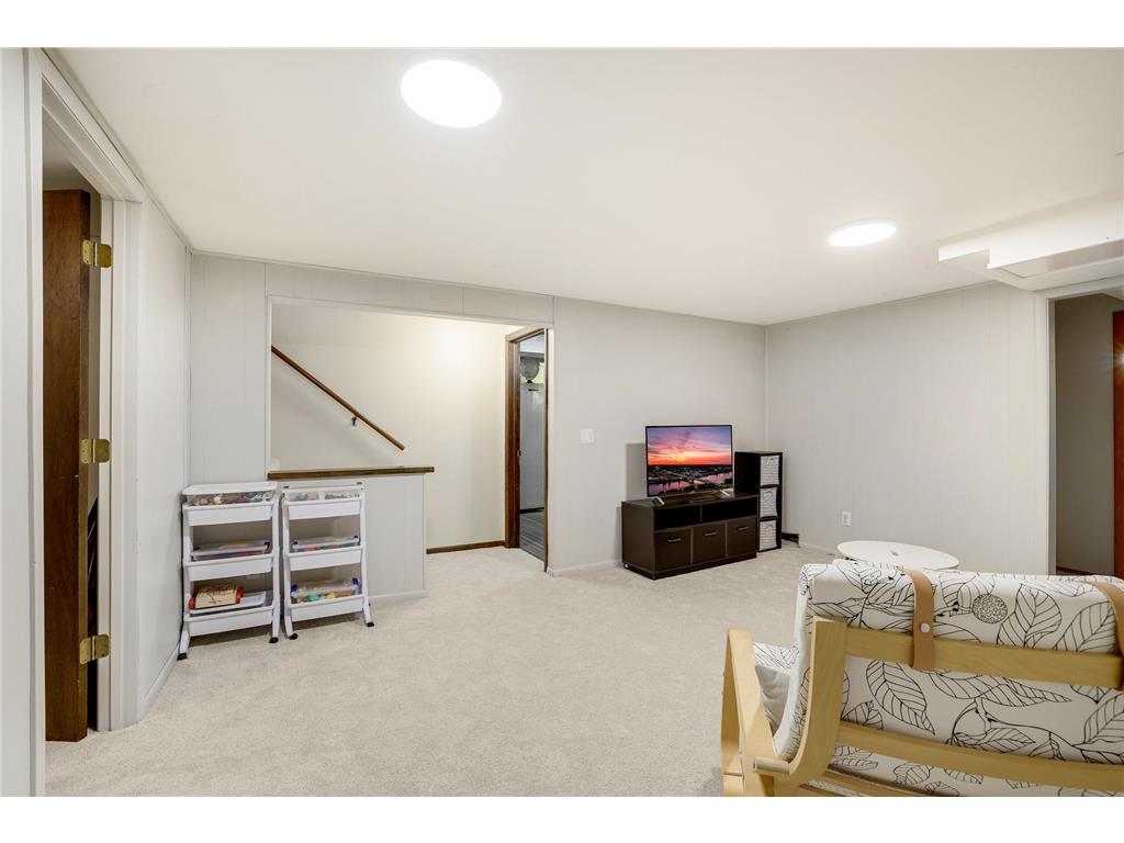 3609 Violet Avenue N Brooklyn Center MN 55429 7098216 image25