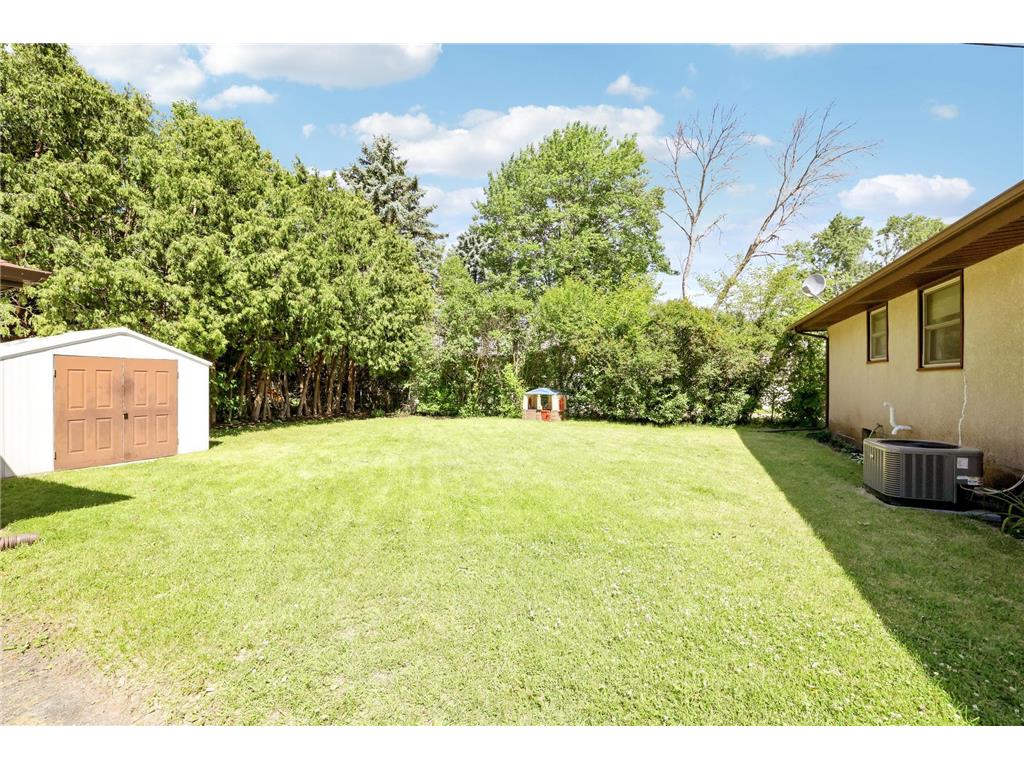 3609 Violet Avenue N Brooklyn Center MN 55429 7098216 image40