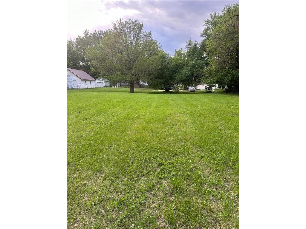 361 2nd Street Tracy MN 56175 6550051 image1