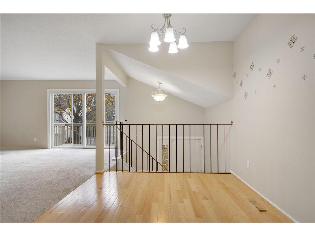 361 Elan Court Woodbury MN 55125 6816394 image19