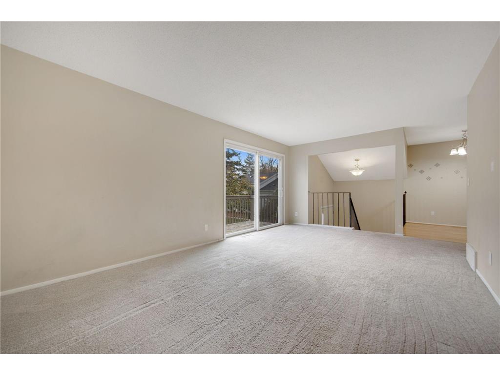 361 Elan Court Woodbury MN 55125 6816394 image5