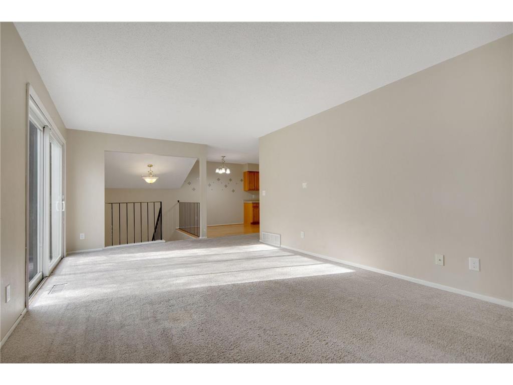 361 Elan Court Woodbury MN 55125 6816394 image7