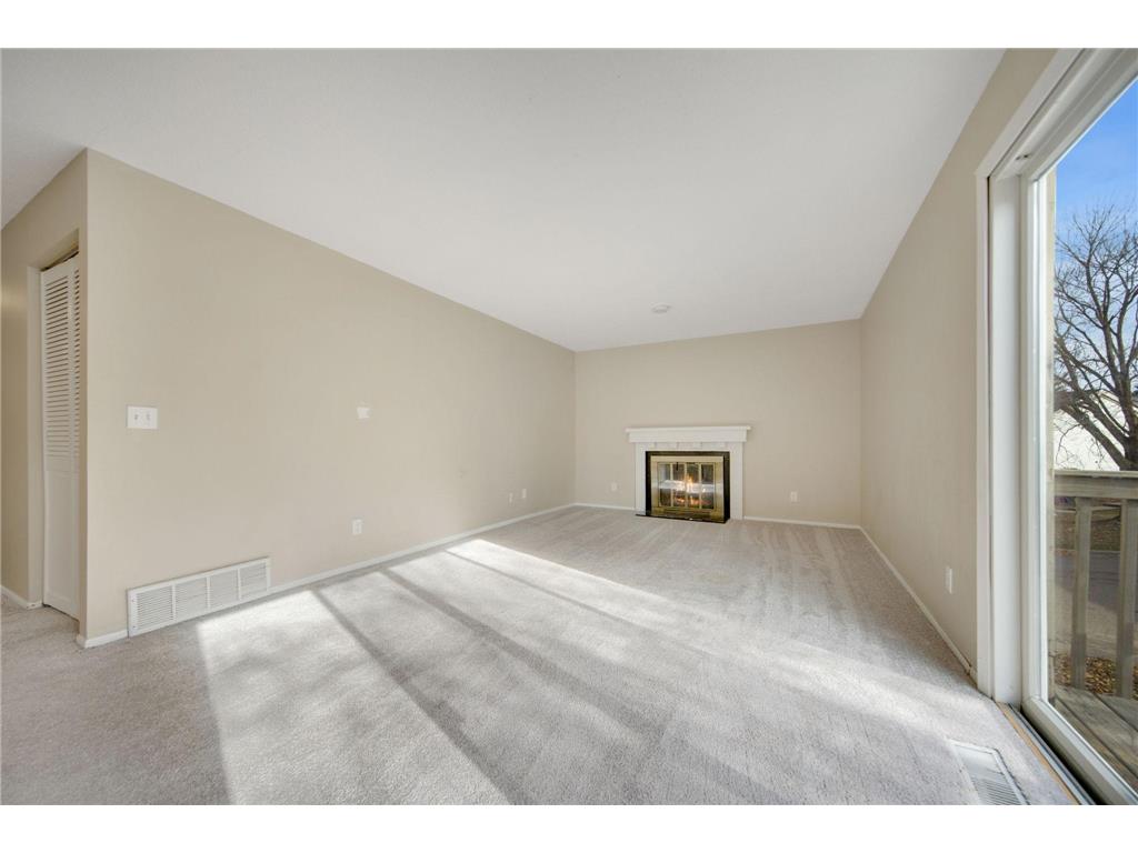 361 Elan Court Woodbury MN 55125 7091953 image6
