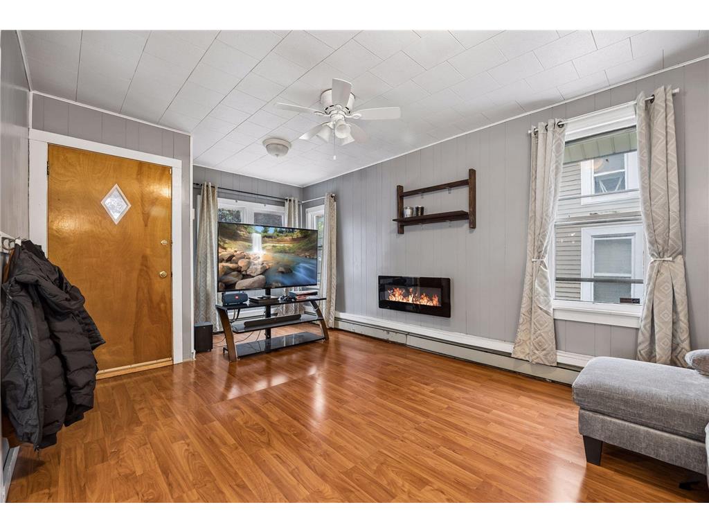 3610 Aldrich Avenue N Minneapolis MN 55412 7061900 image9