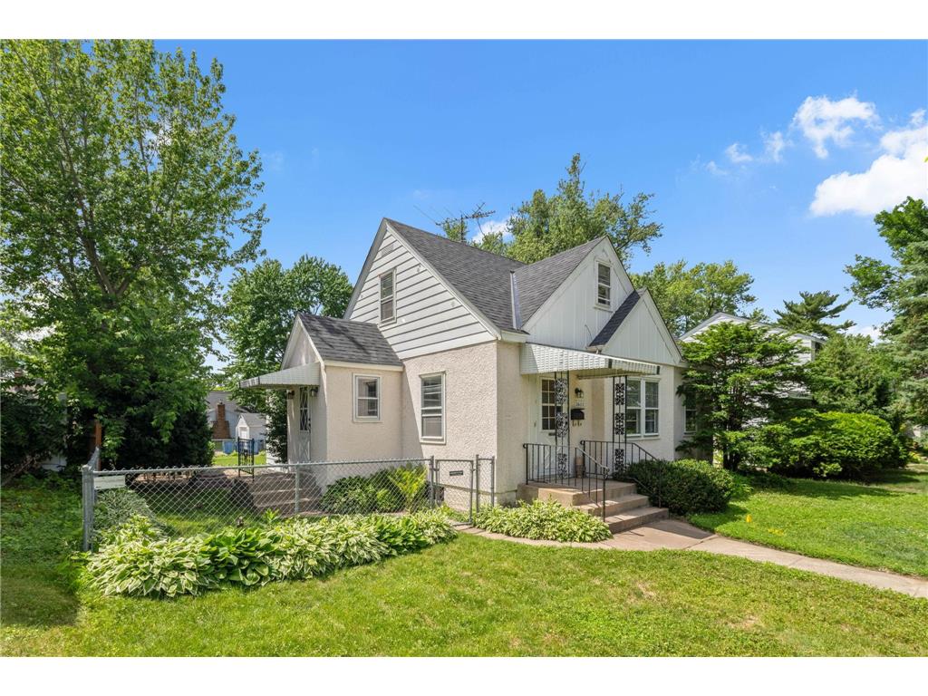 3611 Lee Avenue N Robbinsdale MN 55422 7090258 image1
