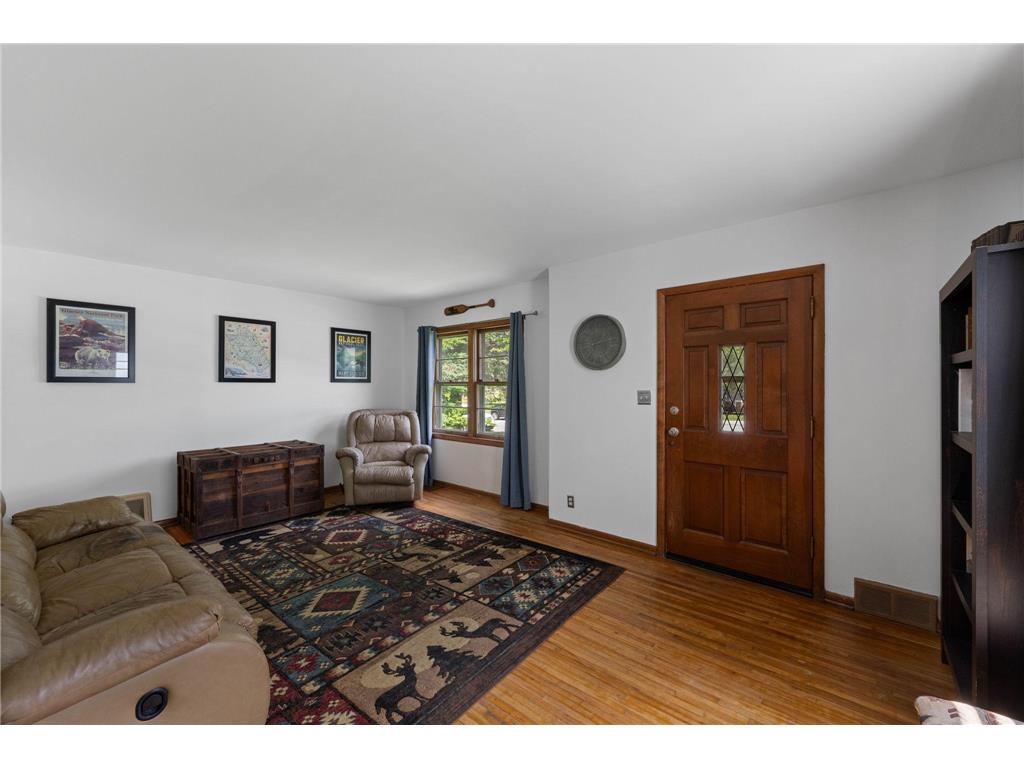 3611 Lee Avenue N Robbinsdale MN 55422 7090258 image3