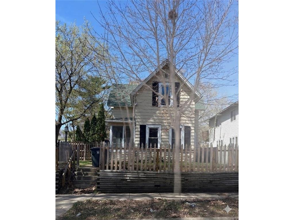 3611 Queen Avenue N Minneapolis MN 55412 7004481 image1