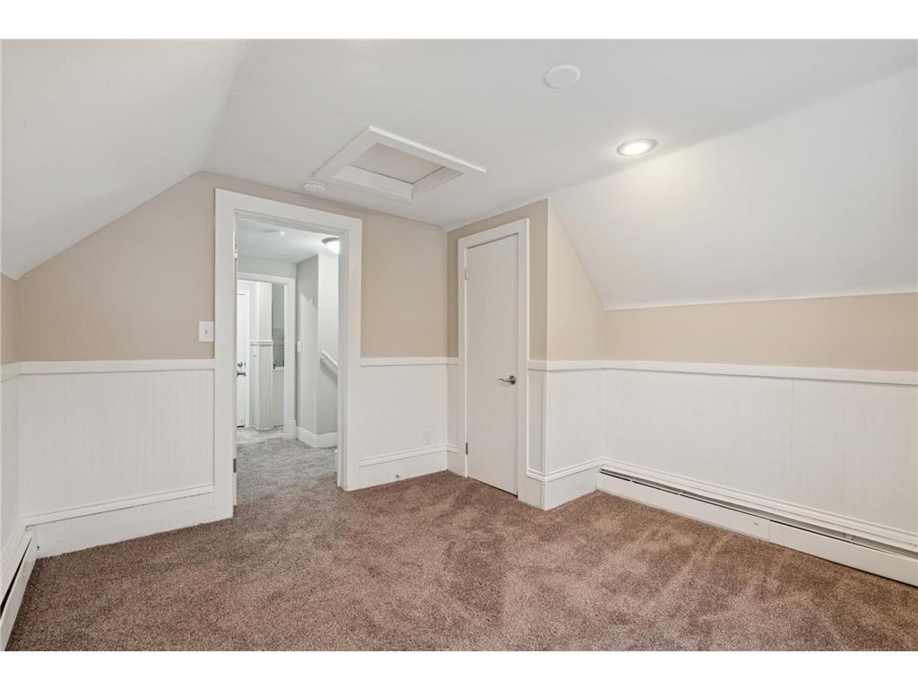 3611 Queen Avenue N Minneapolis MN 55412 7004481 image16