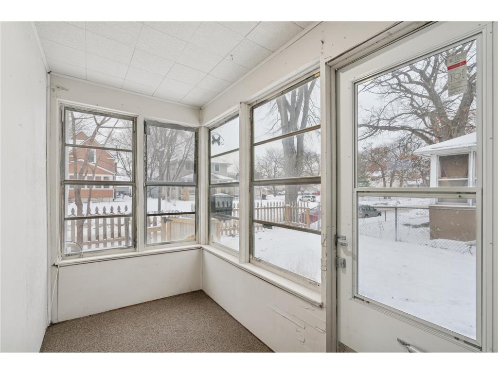 3611 Queen Avenue N Minneapolis MN 55412 7004481 image20
