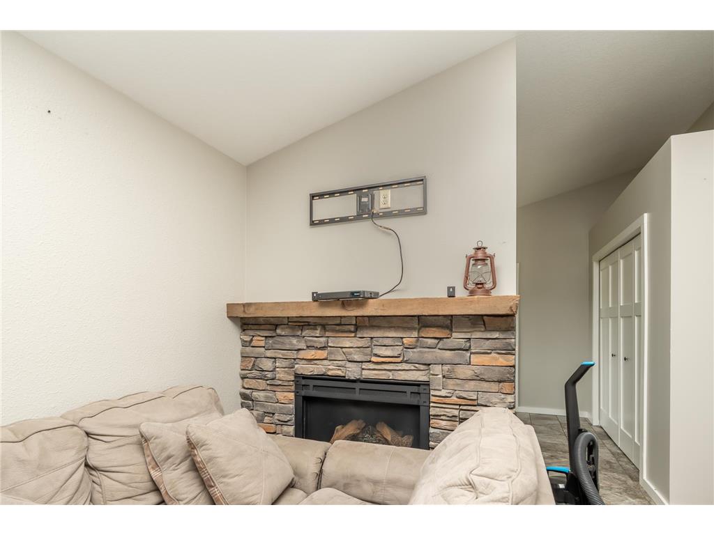 36115 Dolphin Street NW Princeton MN 55371 7081550 image72
