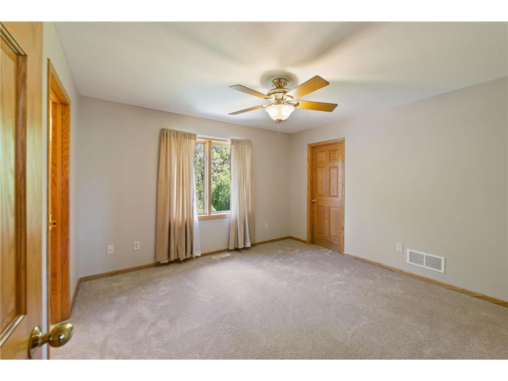 3612 104th Trail N Brooklyn Park MN 55443 7079772 image31