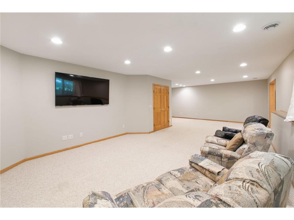 3612 104th Trail N Brooklyn Park MN 55443 7079772 image41