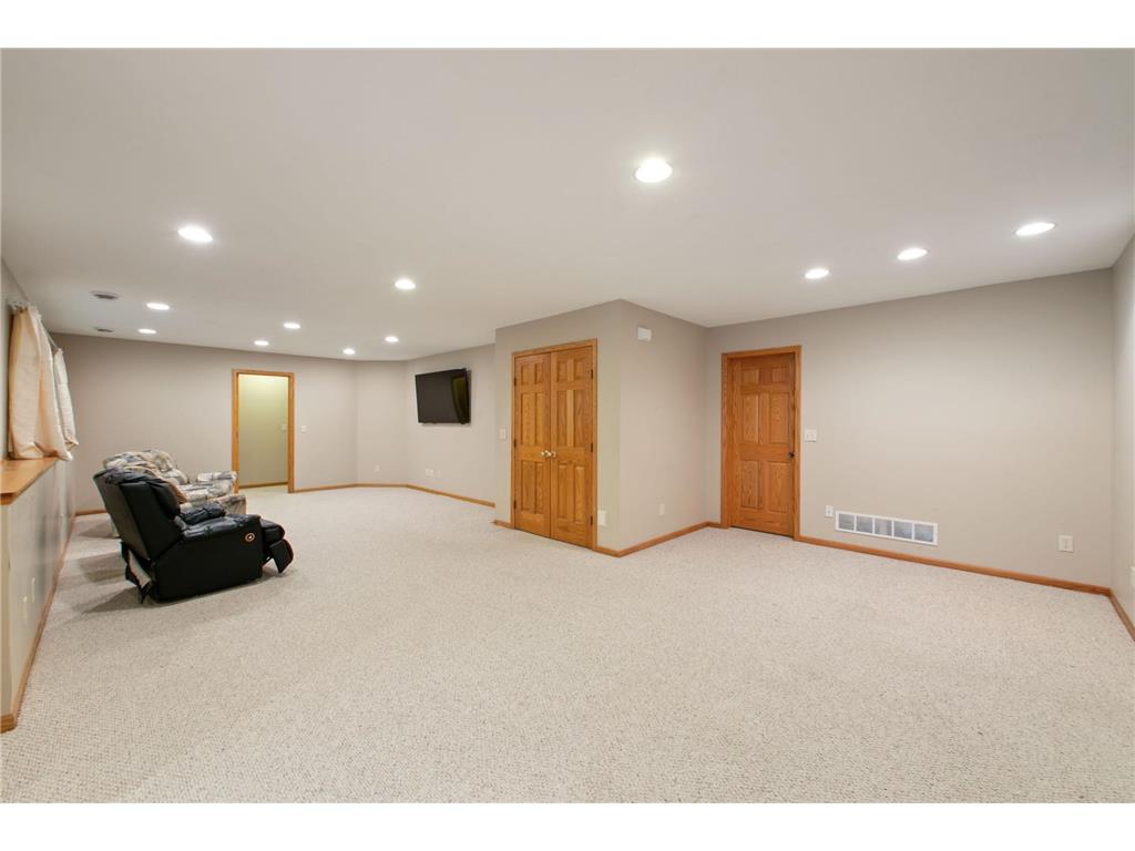 3612 104th Trail N Brooklyn Park MN 55443 7079772 image43