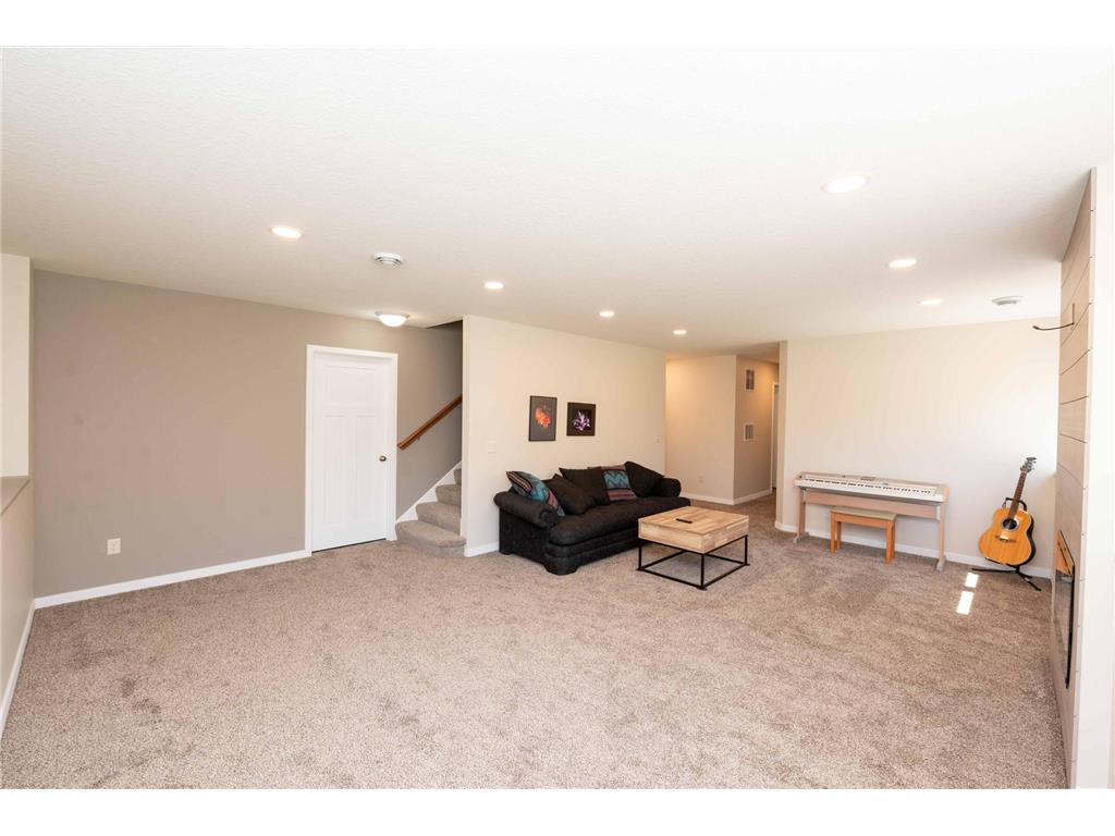 3615 33rd Street SE Rockford Twp MN 55313 7073091 image34