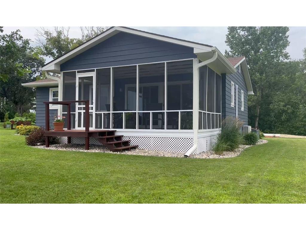 36154 N Silver Lake Road Battle Lake MN 56515 - Silver 6759483 image1