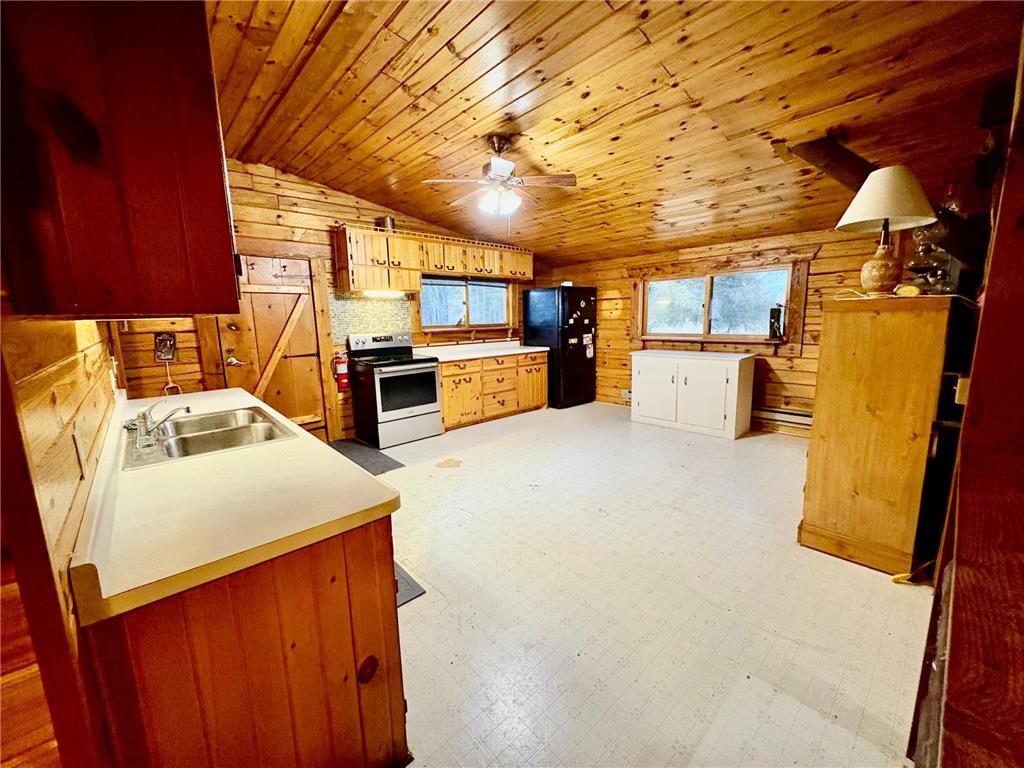 3616 Hay Creek Road SE Baudette MN 56623 7051112 image15