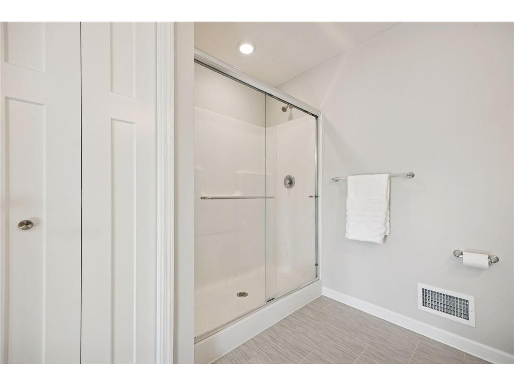 3617 76th Lane E Inver Grove Heights MN 55076 6813608 image15