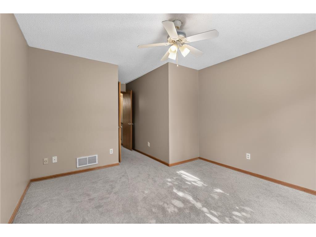 3617 Saint Francis Way #B Eagan MN 55123 7111378 image24