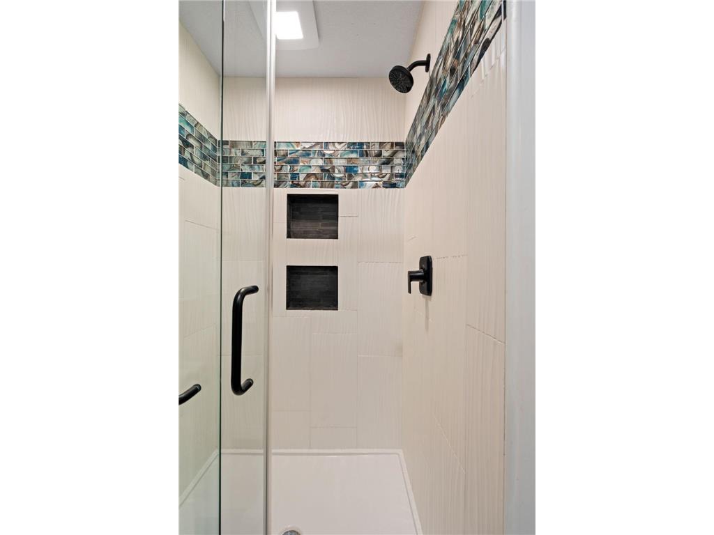 3617 Tanglewood Court Eagan MN 55123 7047804 image53