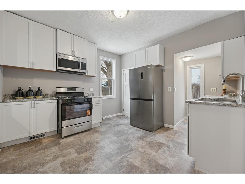 3619 Aldrich Avenue N Minneapolis MN 55412 7015619 image8